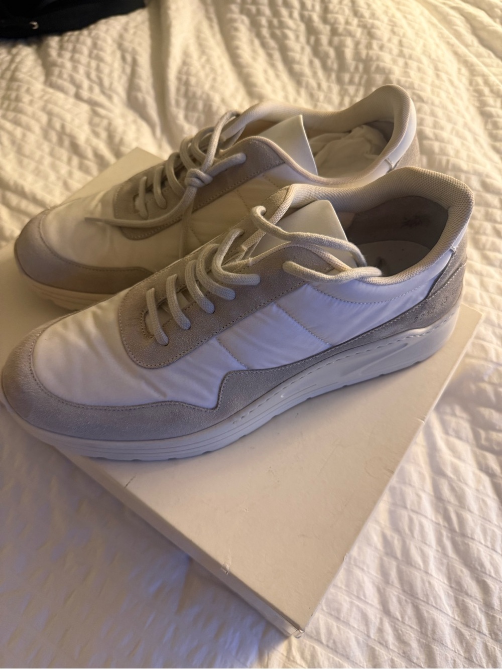 Common Projects Low-Top Sneakers in White and Light Gray